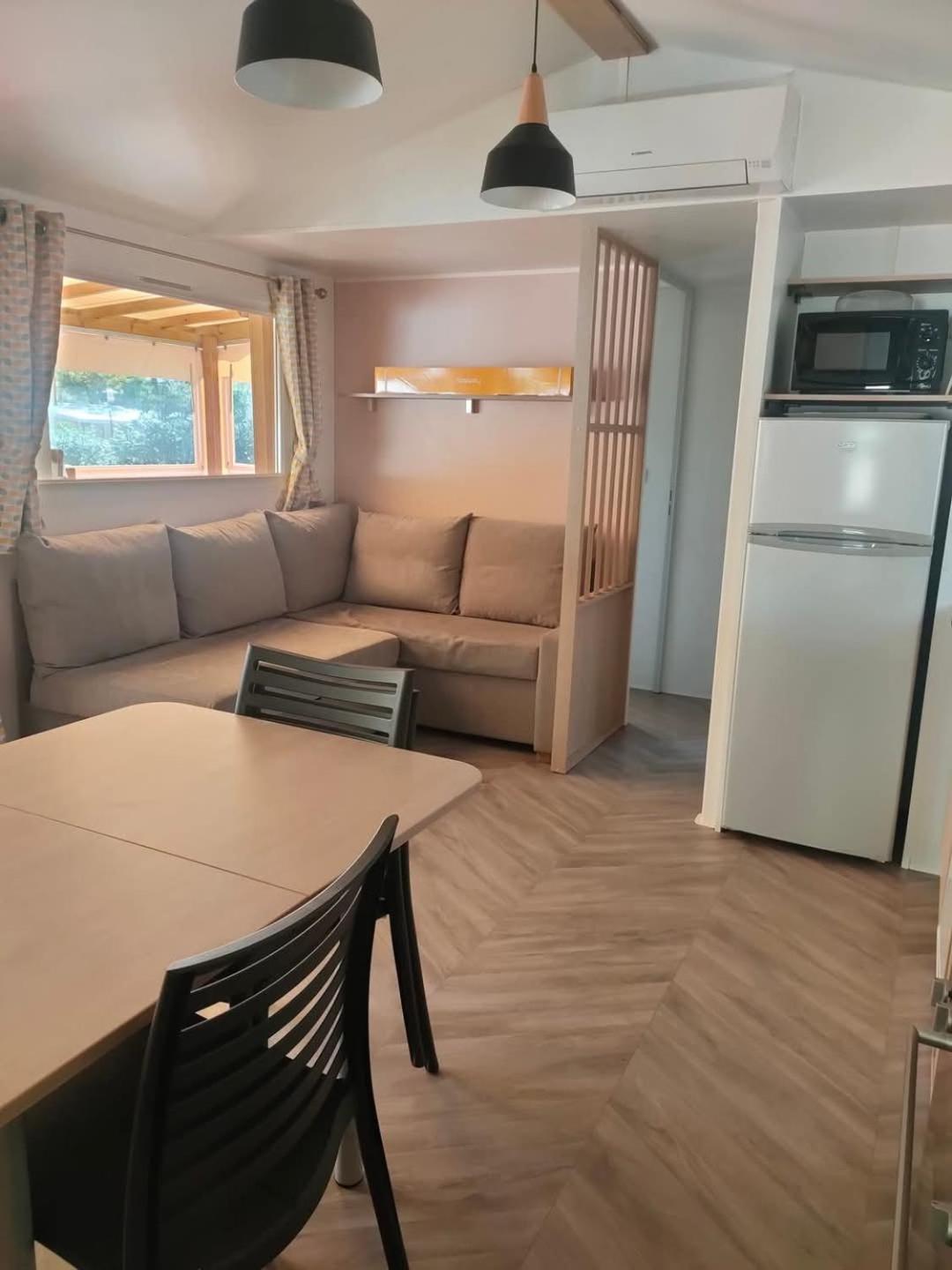 Mobil Home La Stephanoise فالراس بلاج المظهر الخارجي الصورة